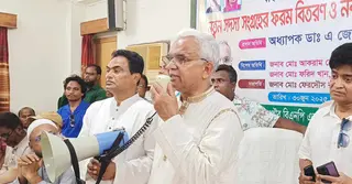 জনগণের সিদ্ধান্ত নিজেরা নেয়ার চেষ্টা করবেন না: অন্তর্বর্তী সরকারকে ডা. জাহিদ